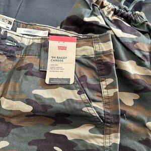 Levi's Green and Brown Camouflage Cargo Pants